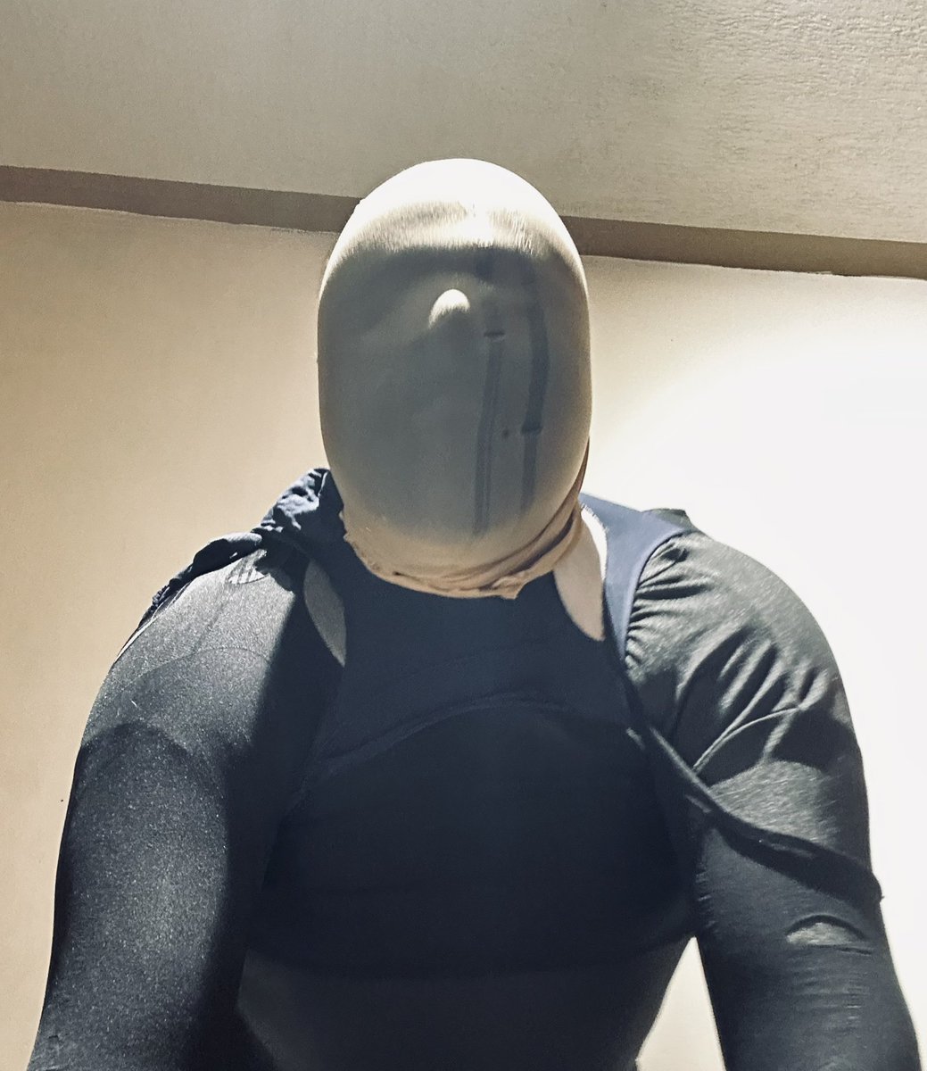 encapuchadopro's tweet photo. Nylon encasement and Zentai suit #zentai #nylonencasment #maskedman #facecover https://t.co/cKZfVTKeUF