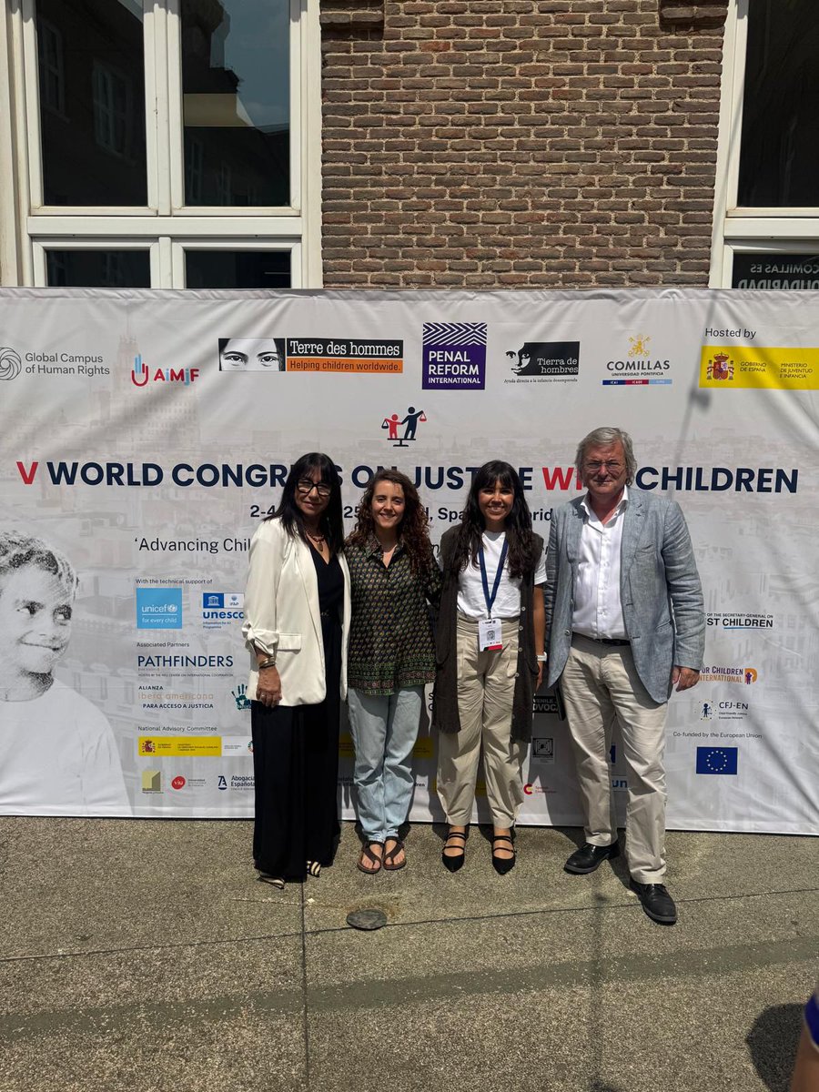 #ICAHUELVA en el #JWC ‼️

🏛️<a href="/UCOMILLAS/">Universidad Pontificia Comillas</a> #Madrid ha acogido el Congreso Mundial de Justicia con la Infancia (Justice With Children)

🫱🏻Un encuentro que busca respuestas y herramientas contra la violencia y en la que ha participado como ponente el colegiado de #ICAH <a href="/RamiroGuinea/">Ramiro Guinea</a> ✅