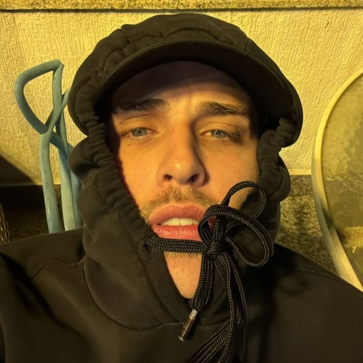 class07l's tweet image. 