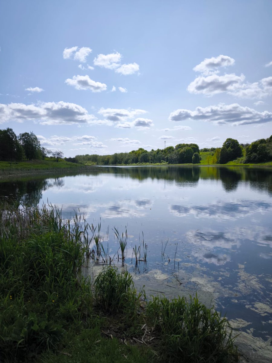 просто озеро.