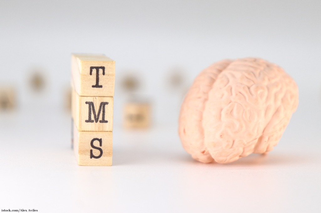 This systematic review assesses the impact of Transcranial Magnetic Stimulation on depressive symptoms in patients with chronic pain, finding substantial heterogeneity in treatment protocols and depressive symptoms between studies.  ow.ly/5R8a50W1YQe