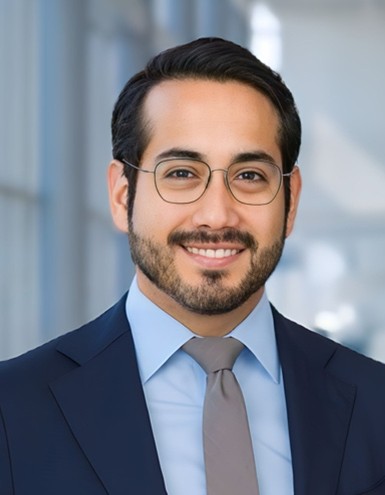 UTSW_Anesthesia's tweet image. Join us in congratulating Nicolas Carmona III on his new role as Department Administrator for Anesthesiology and Pain Management! 👏
Nic brings strong leadership and a proven record in academic medicine—we’re excited to welcome his expertise and vision to the team!
