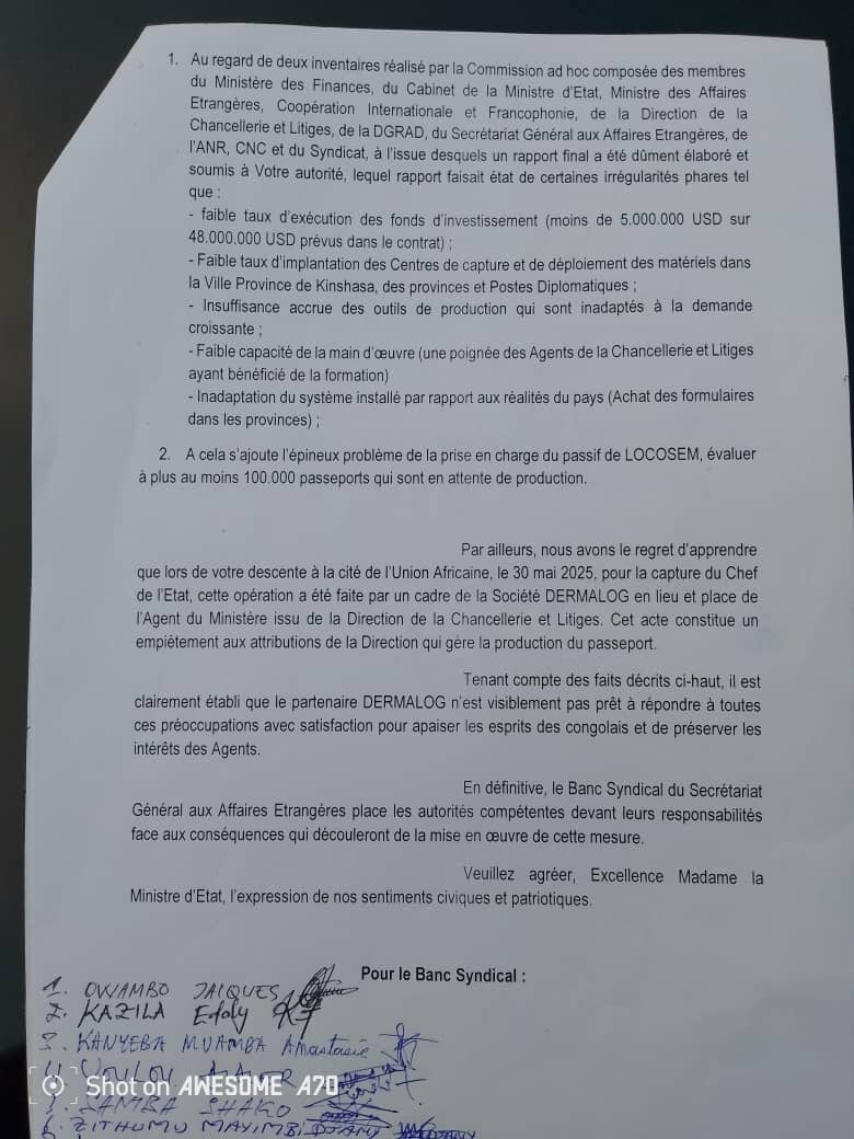FredMASTAKI6's tweet photo. #RDC : Le banc syndical du Secrétariat Général aux Affaires Etrangères a appris avec regret et étonnement, par le canal des medias et réseaux sociaux, le communiqué annonçant le lancement du nouveau passeport biométrique avec la firme #DERMALOG
Lettre d'indignation ⤵️ https://t.co/7NYt4DtLwY