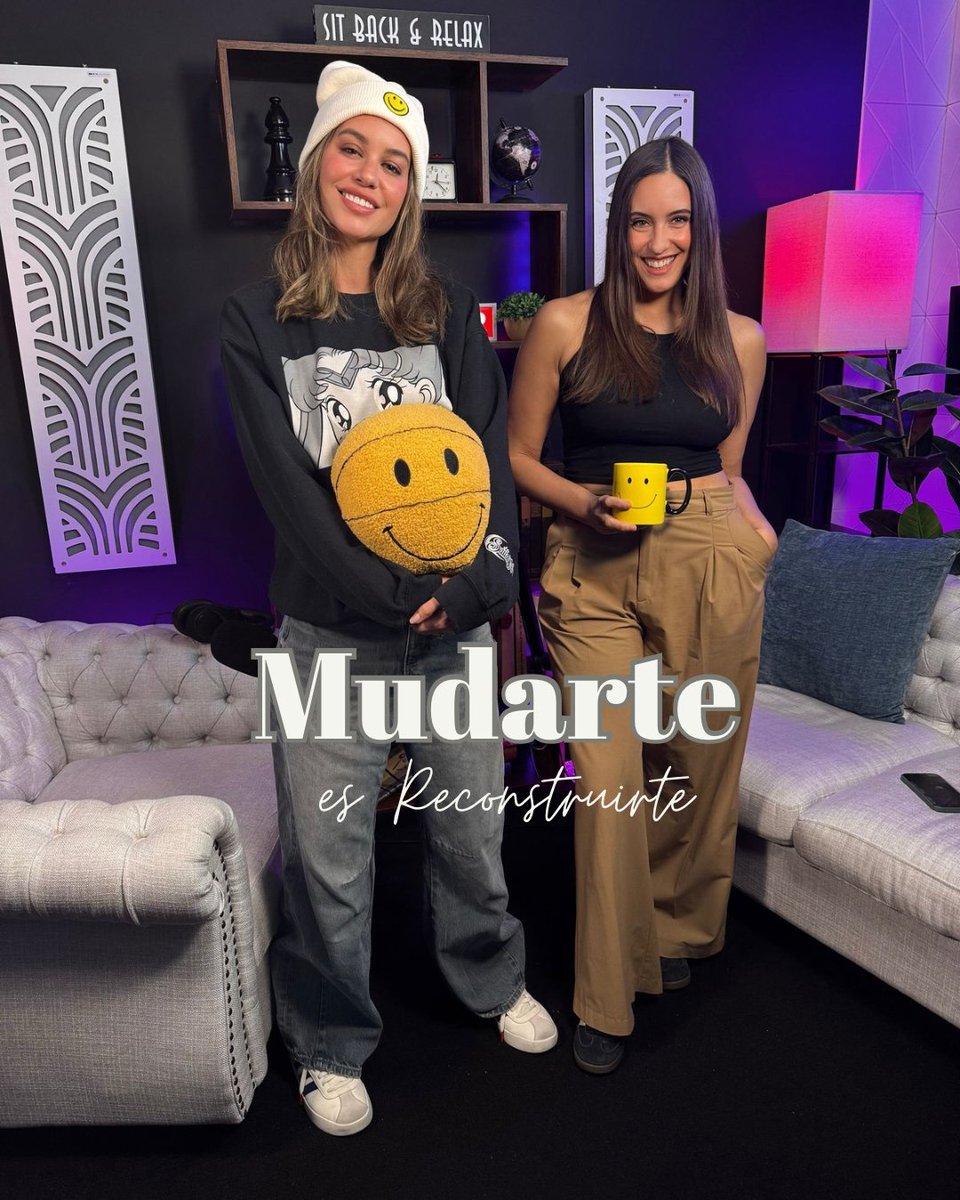 En este nuevo capítulo, volvimos al estudio en Miami para hablar de lo que realmente implica emigrar y aprender a empezar de cero lejos de casa. Porque mudarse de país no es solo empacar maletas… también es aprender a reconstruirte.

👉open.spotify.com/episode/3OnXbl…