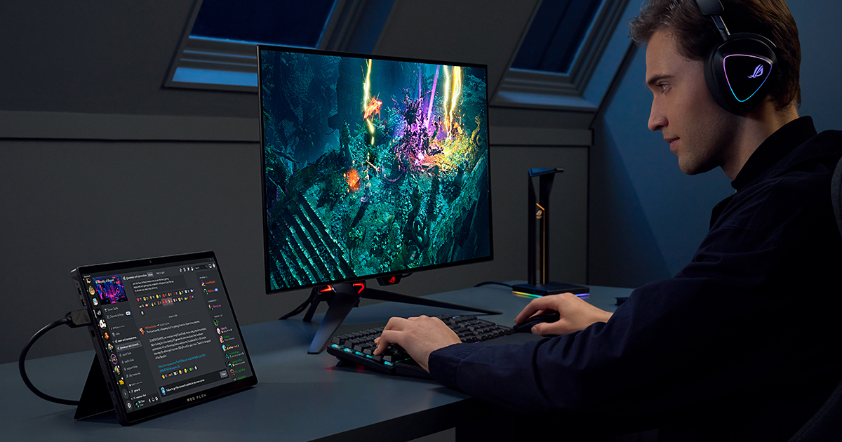 ASUS_ROGNA's tweet image. Are we gaming or are we working? With the ROG Flow Z13, why not both? 💼🎮 Power through projects and crush games—all on one machine. #ROG #FlowZ13