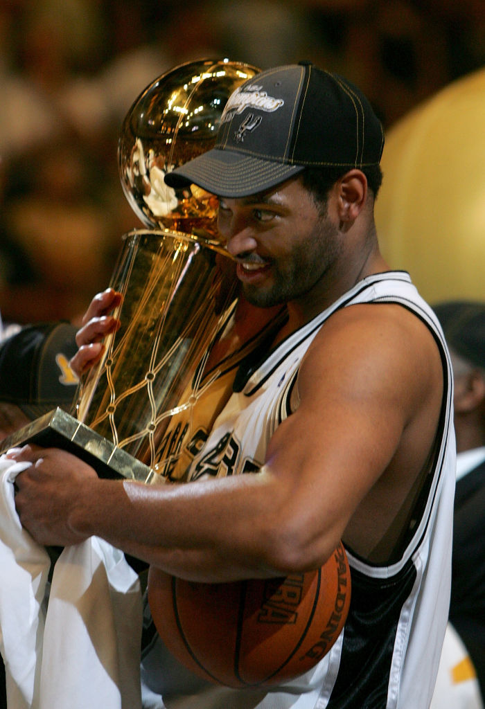 105.3 The FAN (@1053thefan) on Twitter photo 7-time NBA champion <a href="/RKHorry/">Robert Horry</a> (Robert Horry) joins <a href="/OThankKevin/">Kevin Hageland</a> and <a href="/inthemageors/">Cory Mageors</a> to preview the NBA Finals. Plus, they'll talk #Mavs and the No. 1 overall pick!
🔊audacy.com/stations/1053t…
💻youtube.com/watch?v=rEBtpj… 7-time NBA champion <a href="/RKHorry/">Robert Horry</a> (Robert Horry) joins <a href="/OThankKevin/">Kevin Hageland</a> and <a href="/inthemageors/">Cory Mageors</a> to preview the NBA Finals. Plus, they'll talk #Mavs and the No. 1 overall pick!
🔊audacy.com/stations/1053t…
💻youtube.com/watch?v=rEBtpj…