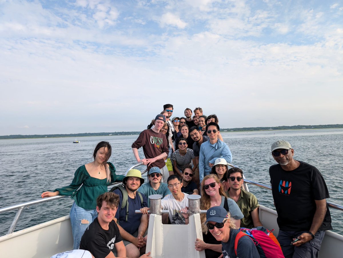 Stowers Institute (@sciencestowers) on Twitter photo From hydra grafts to butterfly gene expression, the 2024 <a href="/MBLScience/">Marine Biological Laboratory (MBL)</a> Embryology Course was a playground for #discovery. 🌊 <a href="/Planaria1/">A. Sánchez Alvarado</a> Lab postdoc <a href="/Ekasit_Sp/">Ekasit Sonpho (Program)</a> co-authored a reflection in <a href="/Dev_journal/">Development</a> on what made this summer so transformative.
Read here: bit.ly/3ZIMRQu From hydra grafts to butterfly gene expression, the 2024 <a href="/MBLScience/">Marine Biological Laboratory (MBL)</a> Embryology Course was a playground for #discovery. 🌊 <a href="/Planaria1/">A. Sánchez Alvarado</a> Lab postdoc <a href="/Ekasit_Sp/">Ekasit Sonpho (Program)</a> co-authored a reflection in <a href="/Dev_journal/">Development</a> on what made this summer so transformative.
Read here: bit.ly/3ZIMRQu