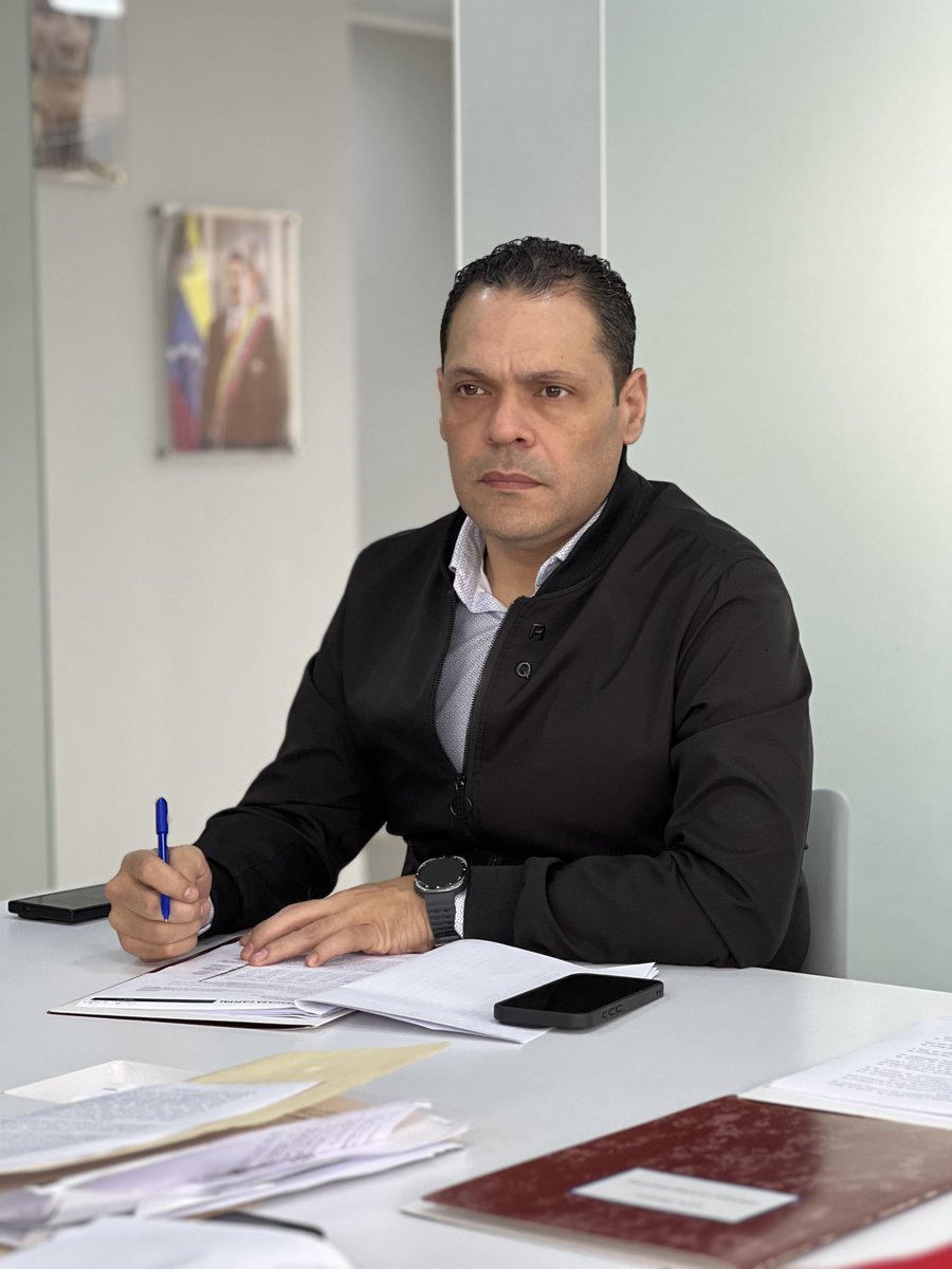 Continuamos en la faena, misión y responsabilidad que tenemos dentro del Poder Legislativo venezolano 🏛️

Presente, este miércoles, #4Jun, en la 𝗥𝗲𝘂𝗻𝗶𝗼́𝗻 𝗢𝗿𝗱𝗶𝗻𝗮𝗿𝗶𝗮 𝗱𝗲 𝗝𝘂𝗻𝘁𝗮 𝗗𝗶𝗿𝗲𝗰𝘁𝗶𝘃𝗮 𝗱𝗲𝗹 𝗜𝗻𝘀𝘁𝗶𝘁𝘂𝘁𝗼 𝗱𝗲 𝗣𝗿𝗲𝘃𝗶𝘀𝗶𝗼́𝗻 𝗦𝗼𝗰𝗶𝗮𝗹