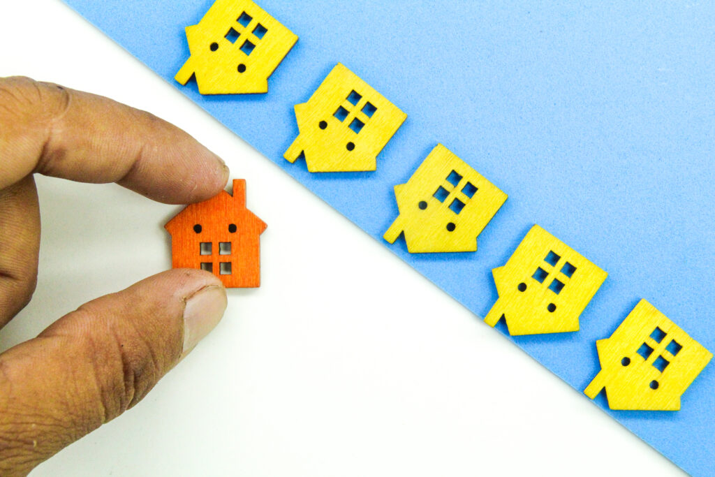 Mortgage demand slipped for a third week. bit.ly/3FIQZJz