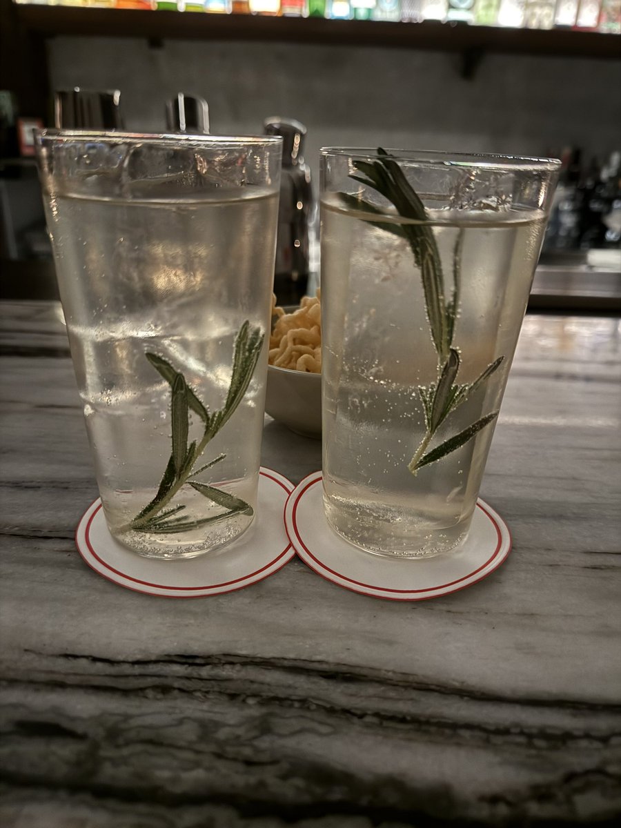 Tonilee_urluve's tweet image. I took Biu’s advice &amp;amp; tried a cocktail bar in Chon Buri, yummy!!! 💙🍸

Be_____ep books and bar 🥃
Nakorn, 4, Si Racha, Si Racha
District, Chon Buri 20110

HBD BUILD NEXT LEVEL DAY 
#Chapter31WithBuild
#BuildJakapan 
#Beyourluve 
@JakeB4rever