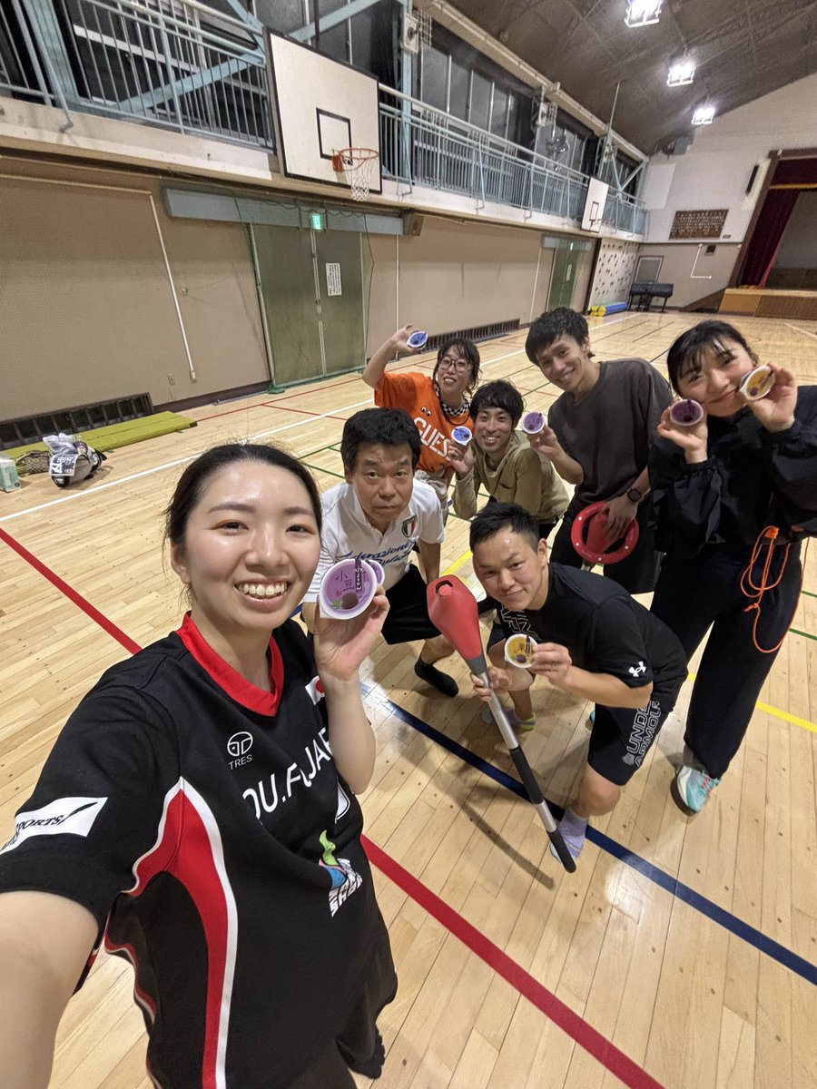 tv_60's tweet photo. ���ンサー向井のふらっとのヤマザキ賞のゼリーと羊羹が届いたのでhttps://t.co/quoxMFzQFNメンバーにお裾分けしました！
みんなで美味しくいただきます！

#ふらっと954 #ヤマザキ賞 #協会マッチング #YOU.FO #ユーフォー https://t.co/LwIRjlCiUd