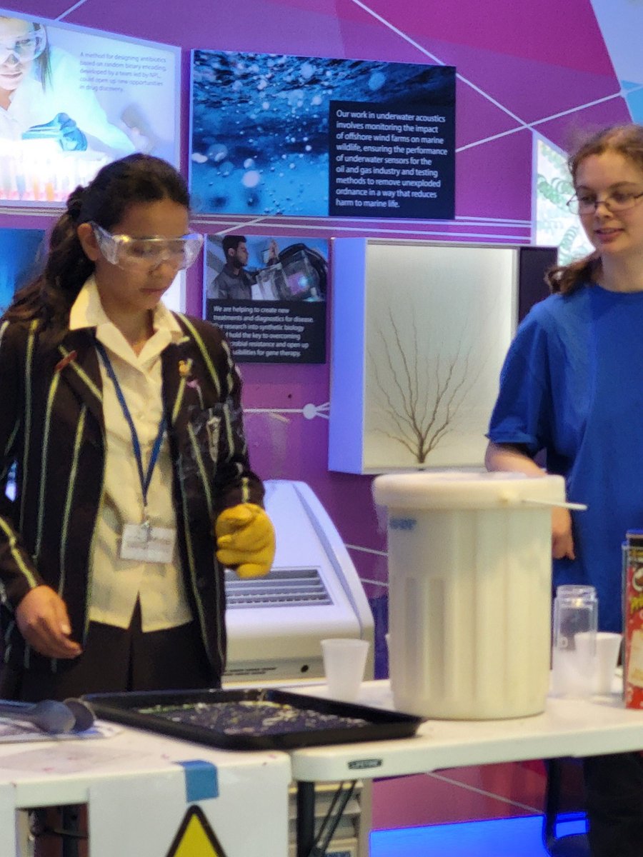 GumleyHouse's tweet image. Today, students from Yr 7 and 8 explored the National Physical Laboratory, interacting with scientists from various fields. They observed liquid nitrogen demonstrations and discovered methods for measuring different physical properties. #ScienceExploration #STEMEducation