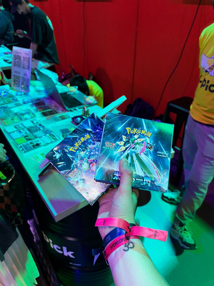 Yo <a href="/3xhuman/">Ex👁️⃤Human▛ ̿/̵͇̿/’’̿ ̿\ ̿ ̿ ̿ ̿♡ (hmu for devs)</a> 

You know I always snag something for you from my trips. This time I scooped some fresh Pokémon in Lisbon - gotta catch ‘em all, right?

folks from <a href="/epick_ee/">e-pick</a> helped a bit 😎