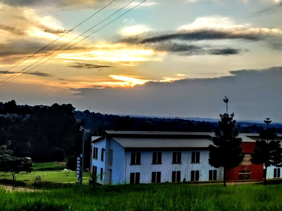 A very good evening from the Center of Excellence in the Heart of Africa. Where are you replying from 🙂

📸 <a href="/emoujhara/">Prof. Eddie M. Ojara</a> | #BSCEE_Recess25