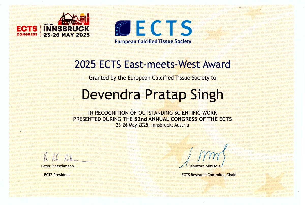 DivyaSingh_lab's tweet image. Another proud moment for LSS102! 🎉
Our lab member Mr. Devendra Pratap Singh @DevPS23 clinched the East-Meets-West Award at the 52nd ECTS Congress in Innsbruck, Austria (23–26 May 2025) 🏆Shining on the international stage! 🌍🧬🧑‍🔬  @Divya213 @CSIR_CDRI @cdriacademy @AcSIR_India