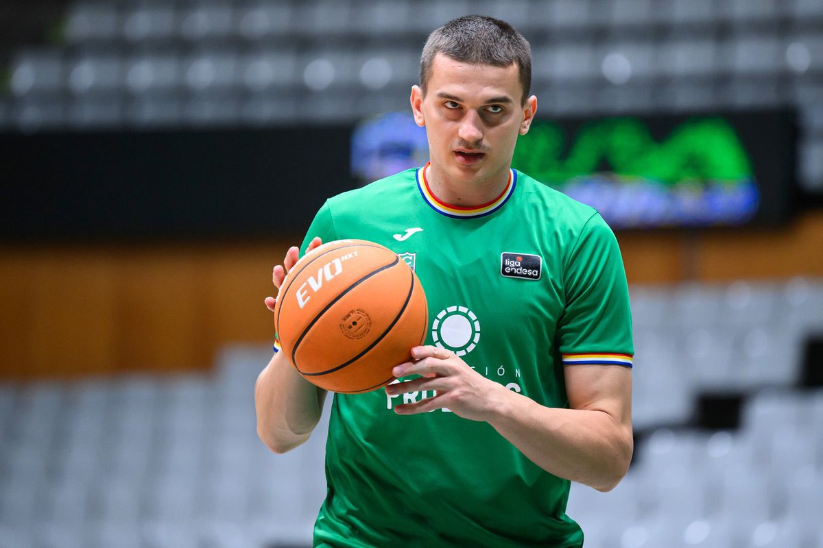 És ARA o mai! 🔥

Som-hi, Olímpic. Força Penya! 💚🖤

#CityOfBadalona