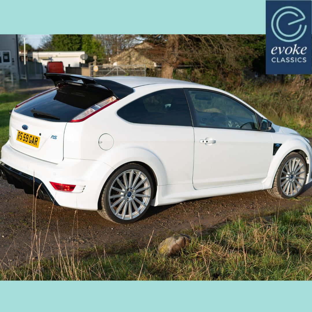 EvokeClassics's tweet photo. LIVE AT AUCTION
2009 Ford Focus RS Mk2 *1 owner from new*
https://t.co/ZPNR1WqXMi
1 owner from new
Just 15,838 miles
Original unmodified example
Lux Pack 2 & Dynamica Bucket Seats
Full Ford Service History
MOT to March 2026
HPI clear
#FocusRS #FastFord #RSFocus https://t.co/qvEGCePOyG
