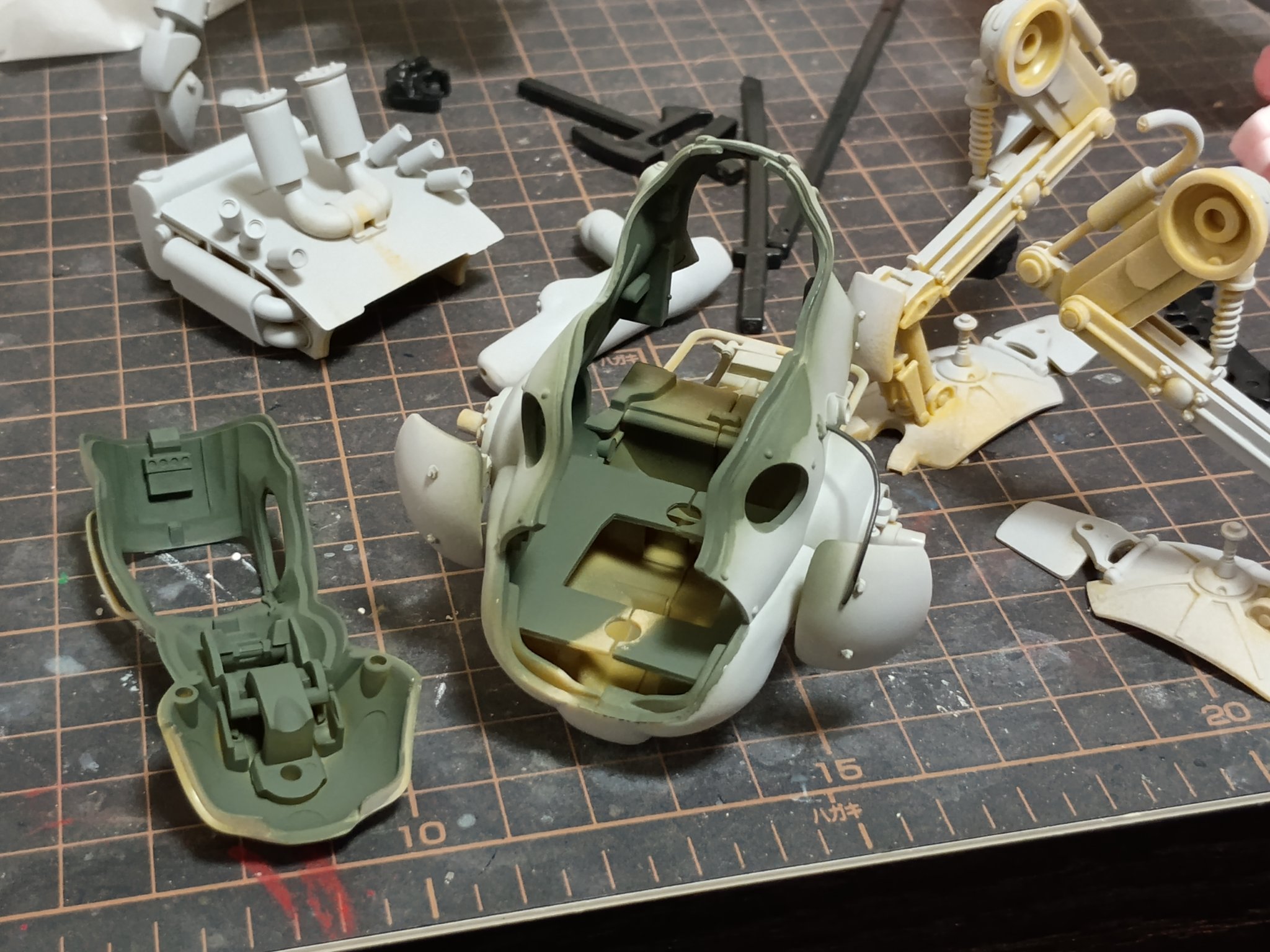 つくも　ウェザリングフロッガー 陸戦型といえばコイツ part2｜monkeymonkeyさんのガンプラ作品