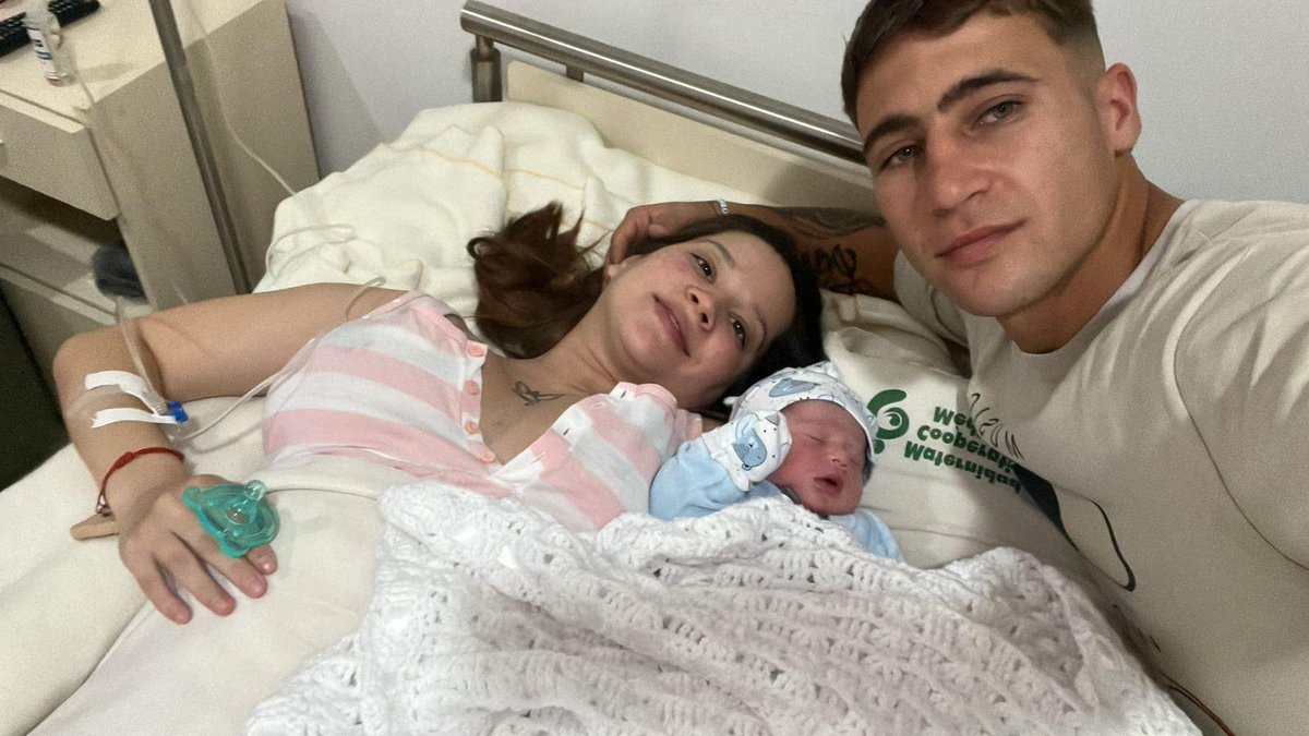 INSTITUCIONAL • El Club Sportivo Belgrano felicita a Jorge Rossi que hoy se convirtió en padre. Bienvenido Neithán Abdiel. ¡Felicitaciones papis! 

#ElAlmaPorLosColores
