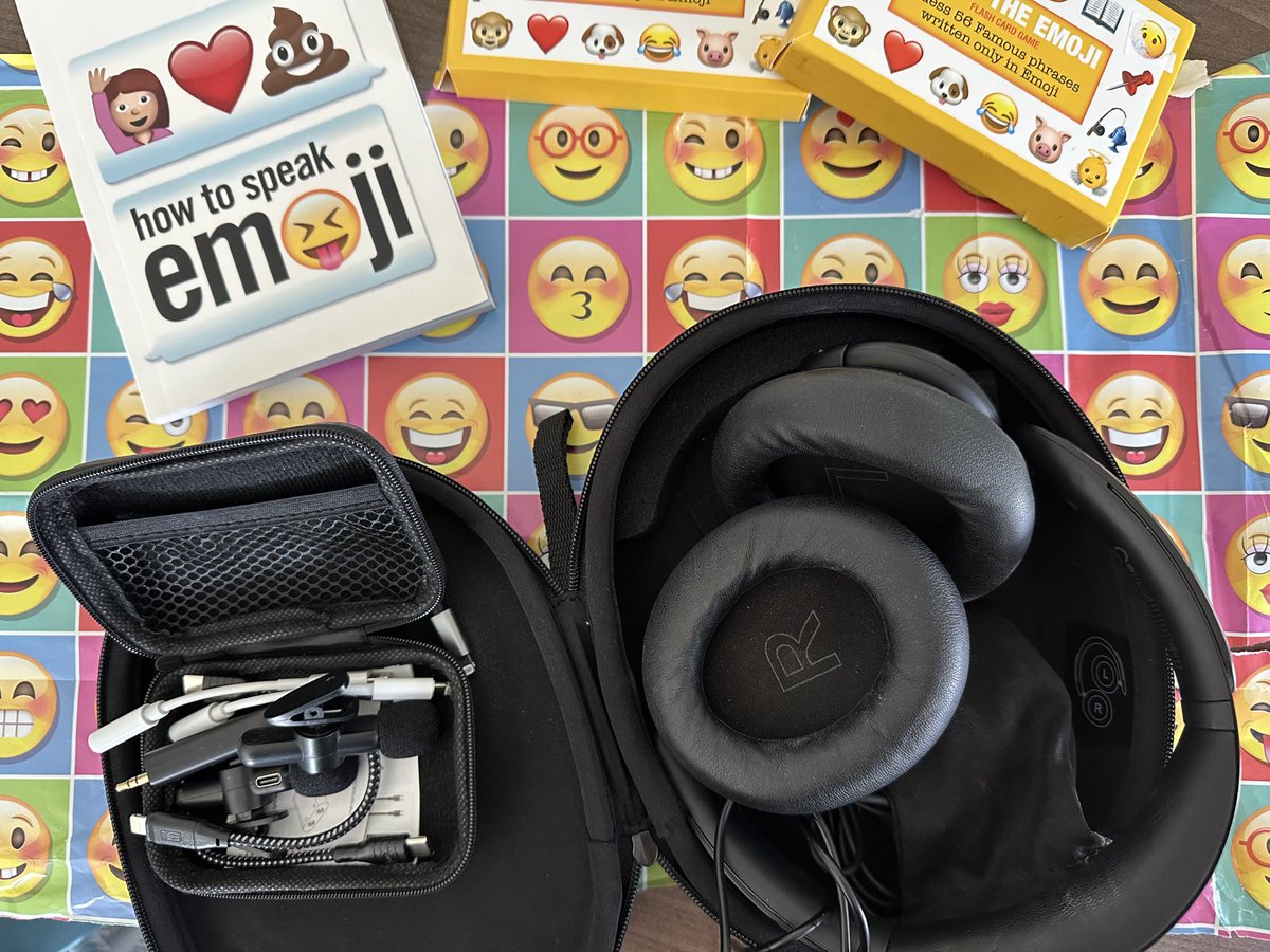 Jordana Garbati (@drgarbati) on Twitter photo Gathering all the gear in preparation for an upcoming podcast interview with <a href="/BlockIt_Hot_Pod/">Block It Like Itโs Hot Podcast</a> <a href="/jeffgadsden/">Jeff Gadsden</a> <a href="/amit_pawa/">Dr Amit Pawa๐๐๏ธ</a> ๐ฉบ๐ฉป๐๐๐ฅ๐๐ท Gathering all the gear in preparation for an upcoming podcast interview with <a href="/BlockIt_Hot_Pod/">Block It Like Itโs Hot Podcast</a> <a href="/jeffgadsden/">Jeff Gadsden</a> <a href="/amit_pawa/">Dr Amit Pawa๐๐๏ธ</a> ๐ฉบ๐ฉป๐๐๐ฅ๐๐ท