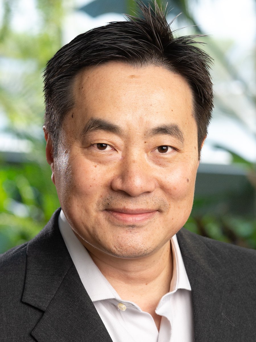 WisconsinCS's tweet image. Congratulations to Xiaojin (Jerry) Zhu for being named a Vilas Distinguished Achievement Professor. 

Awarded to 16 faculty across @uwmadison, this award recognizes distinguished scholarship as well as standout efforts in teaching and service.

Learn more: news.wisc.edu/44-faculty-hon…