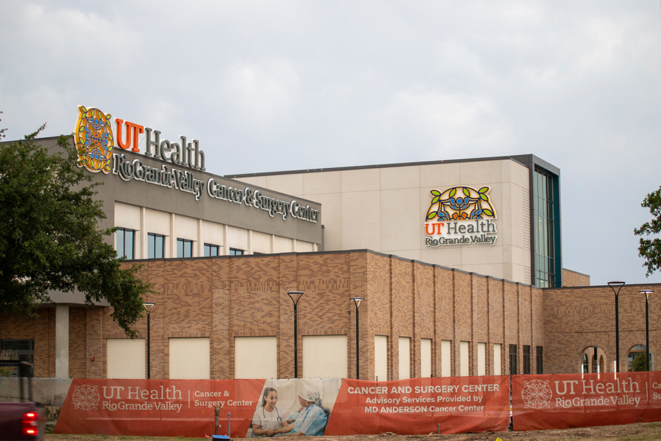 Newsroom at UTRGV tweet media