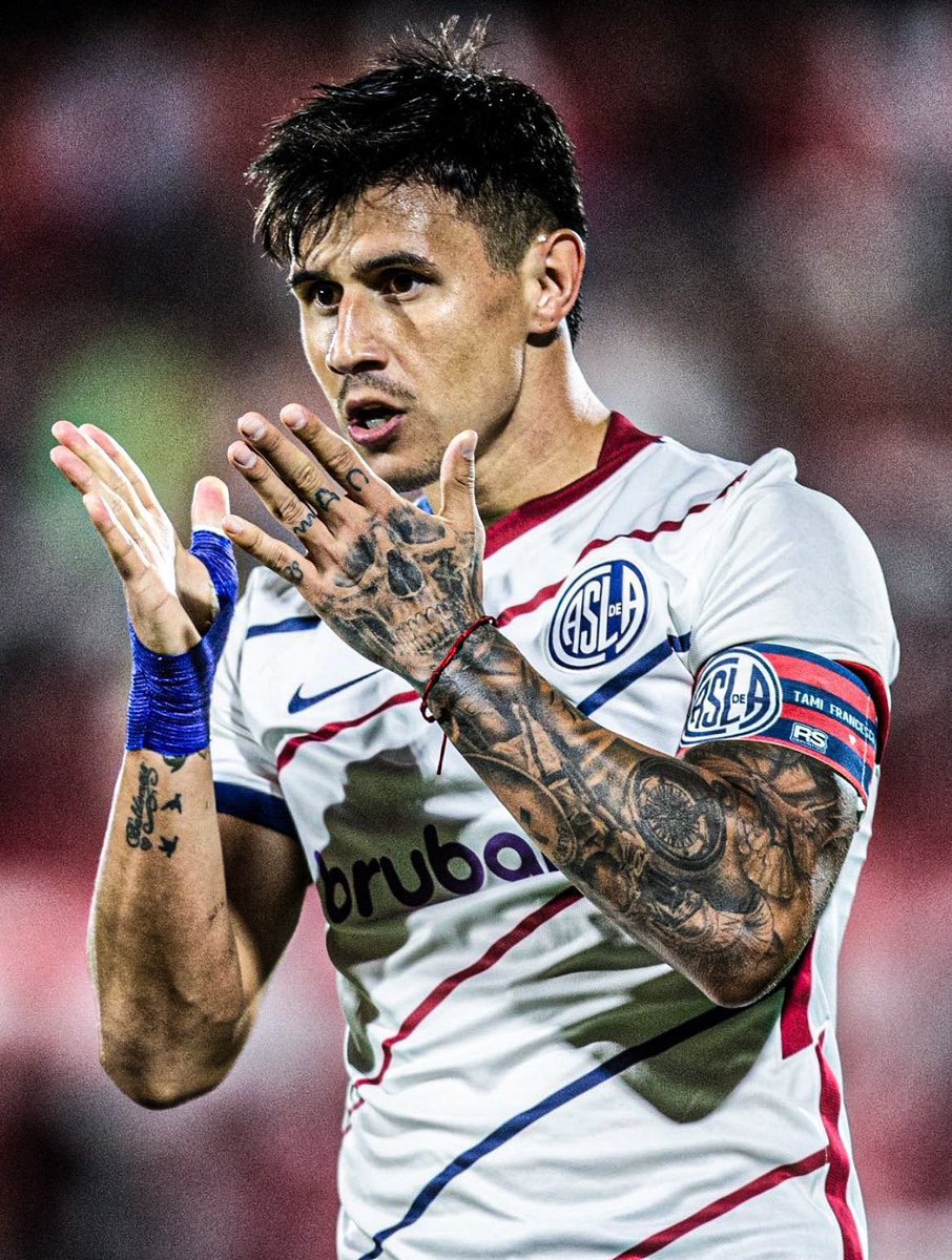 “Me sentiría muy feliz de vestir la camiseta de #SanLorenzo pero hoy en día no es el momento”. 

🇵🇾 Adam Bareiro en <a href="/ESPNArgentina/">ESPN Argentina</a>.