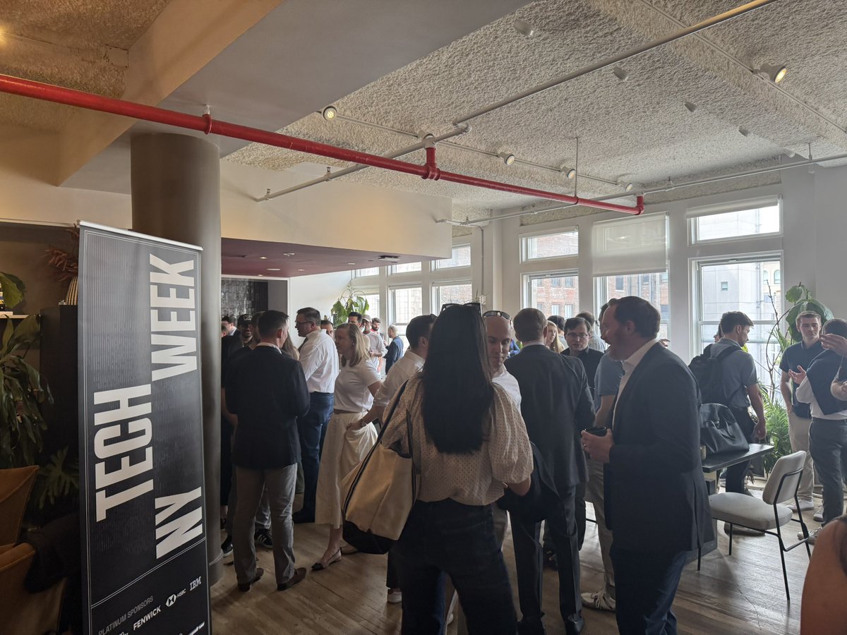 Rose Johnson tweet media