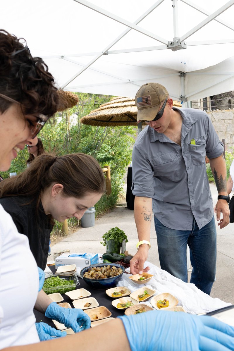 CheyenneMtnZoo's tweet image. Get your business the local attention you want at Moonlight on the Mountain at CMZoo, on Thurs., June 26! We’re looking for savory food vendors for Moonlight on the Mountain, a 21+ evening under the stars that sells out year after year.
With an evening Zoo experience,…