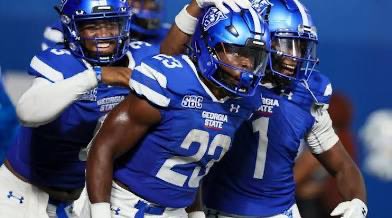 wra_Bean's tweet image. After a great camp day, I am blessed to receive an offer from @GeorgiaStateFB  #GoPanthers #AGTG

@GlennTFordJr1 @hcbcg_jadams @RecruitGeorgia @247recruiting @MaxPreps @CoachDaniels06 @ChadSimmons_