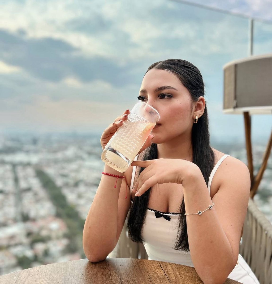 QueensPue's tweet photo. Que mejor que sanidad con excelente  presentación para tus reuniones y encuentros. 👅❤️‍🔥🥵 https://t.co/ROjYX2K3OK