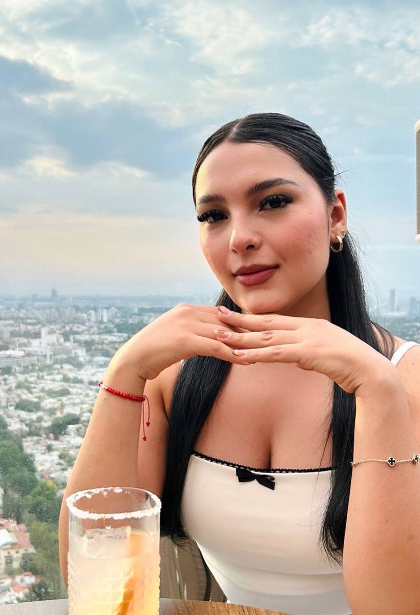 QueensPue's tweet photo. Que mejor que sanidad con excelente  presentación para tus reuniones y encuentros. 👅❤️‍🔥🥵 https://t.co/ROjYX2K3OK