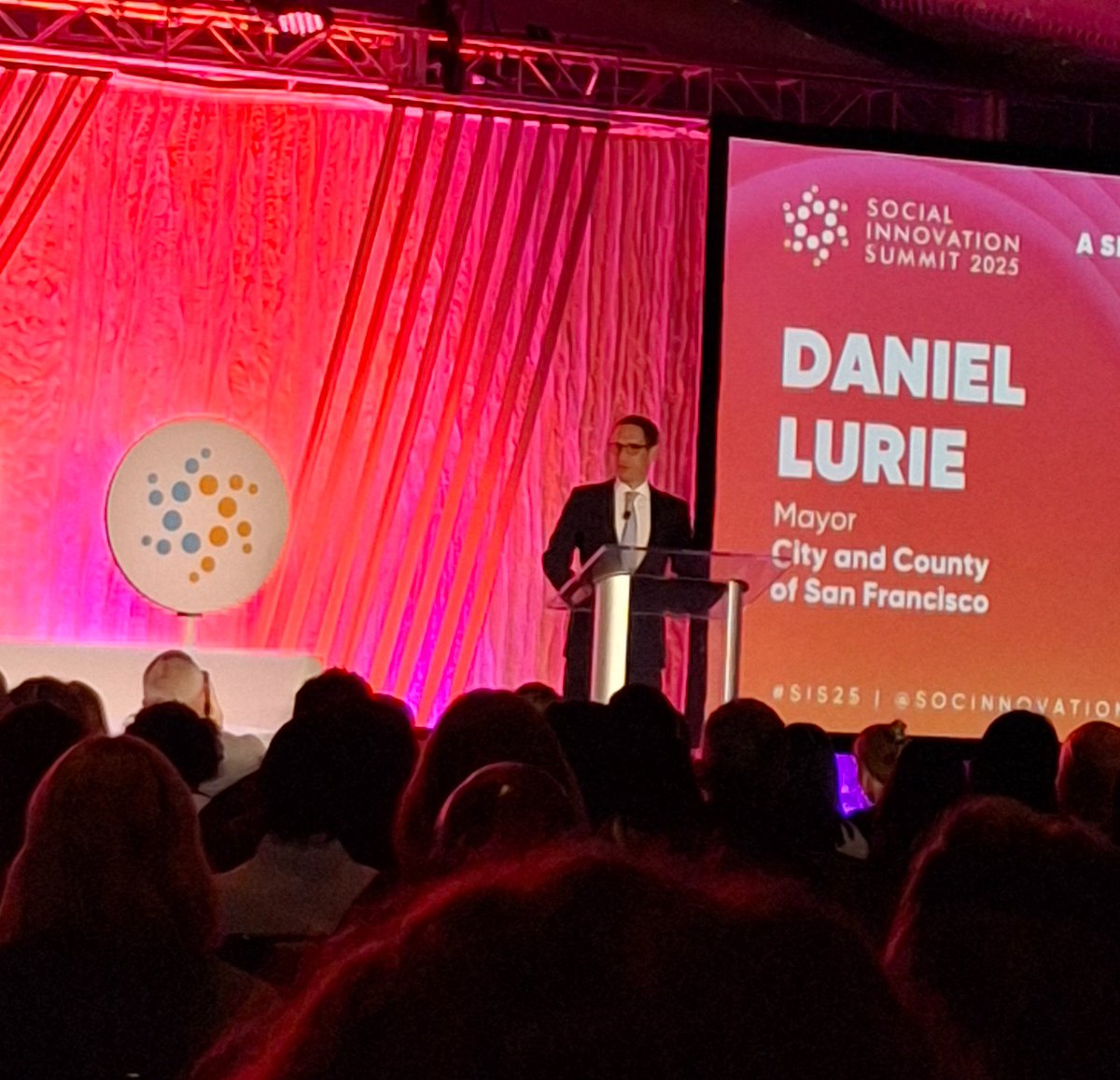 JenniferSertl 💙💛 (@jennifersertl) on Twitter photo .<a href="/DanielLurie/">Daniel Lurie 丹尼爾·羅偉</a> San Francisco is experiencing a positive tipping point for social good <a href="/socinnovation/">Social Innovation Summit</a> #SIS25 sftravel.com .<a href="/DanielLurie/">Daniel Lurie 丹尼爾·羅偉</a> San Francisco is experiencing a positive tipping point for social good <a href="/socinnovation/">Social Innovation Summit</a> #SIS25 sftravel.com