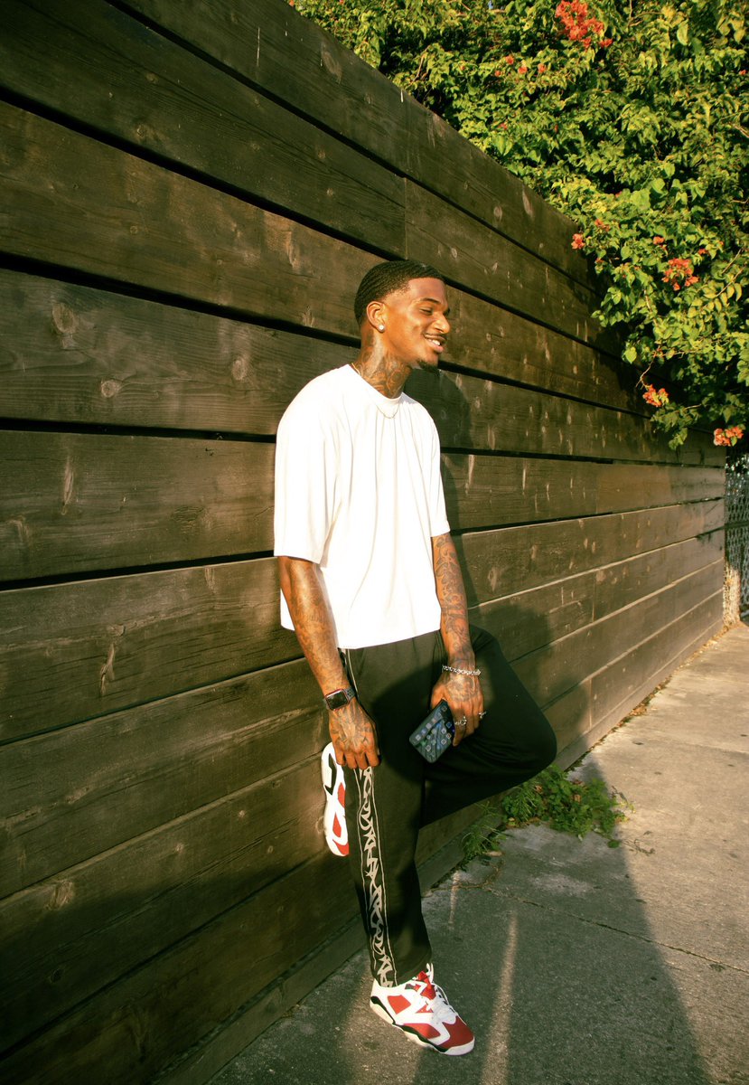 🏊🏾‍♂️ (@mfwitskullz) on Twitter photo 