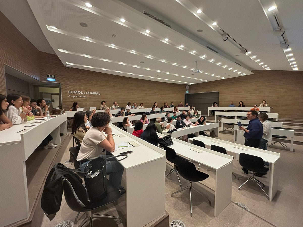 NovaSBEHEM's tweet photo. Hoje o NHEM realizou o Encontro Colabora Saúde em Carcavelos. Tarde de discussões sobre USF, PEM, percursos clínicos, trabalho em equipa e semana de 4 dias. 
Obrigado a oradores e participantes! Até à próxima edição! https://t.co/K6BY1o8OVB