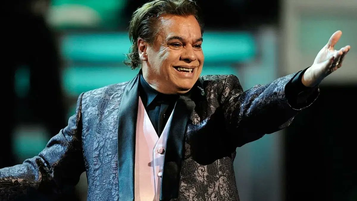 196,847 personas han visto 'JUAN GABRIEL: Mis 40 en Bellas Artes' en 6 días en cines de México🇲🇽. 

Eso equivale a:
20 Auditorios Nacionales
6.5x personas que vieron en salas🍿 la final de La Casa de los Famosos México 2024
Hasta hoy suma $14.7mdp
