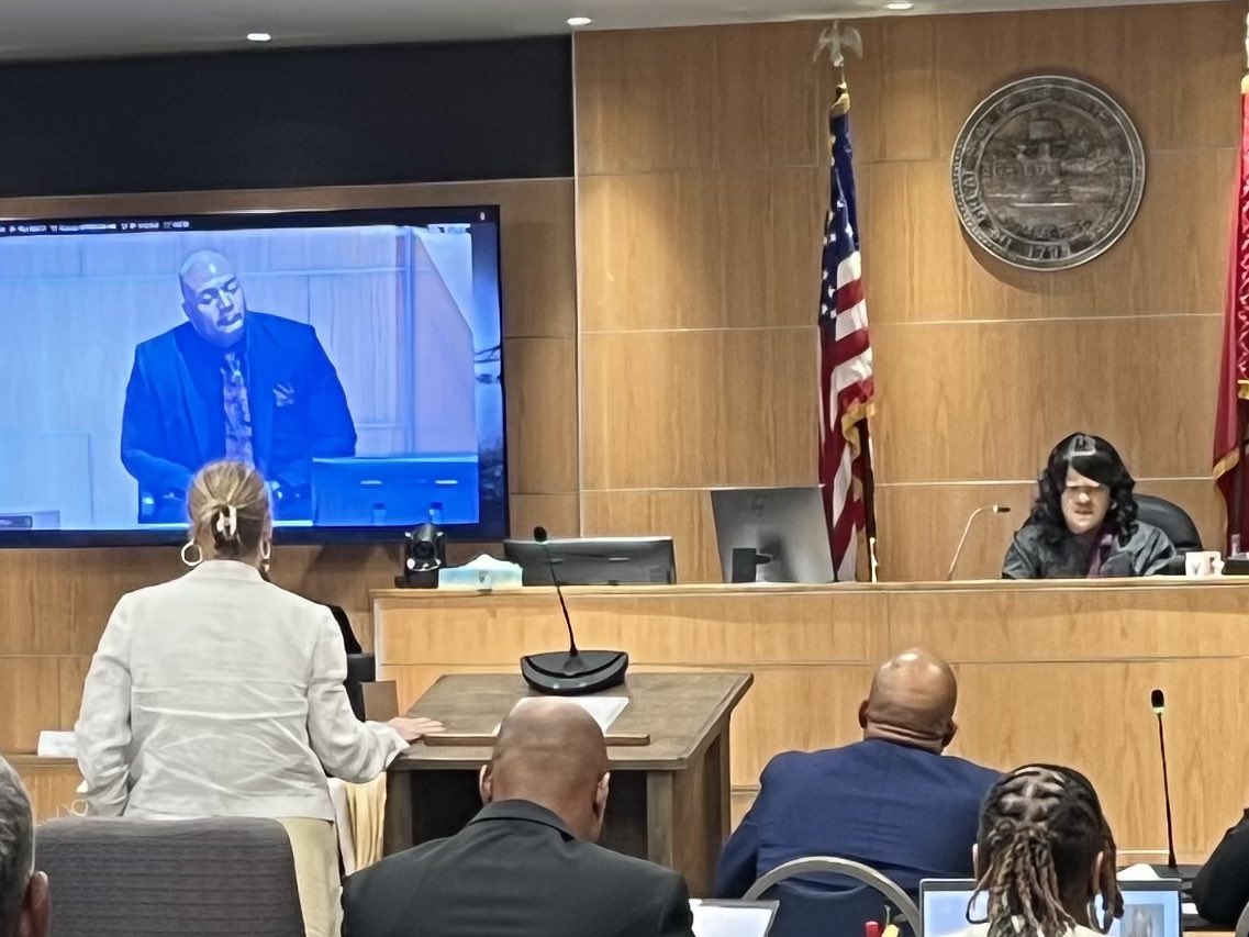 We are hearing from #MPD Officer Boyd - a responding officer - on the night Pastor Ricky Floyd was shot &amp; killed. This is the preliminary hearing for Samantha Marion - who’s charged in connection with/ the killing. <a href="/3onyourside/">WREG News Channel 3</a>