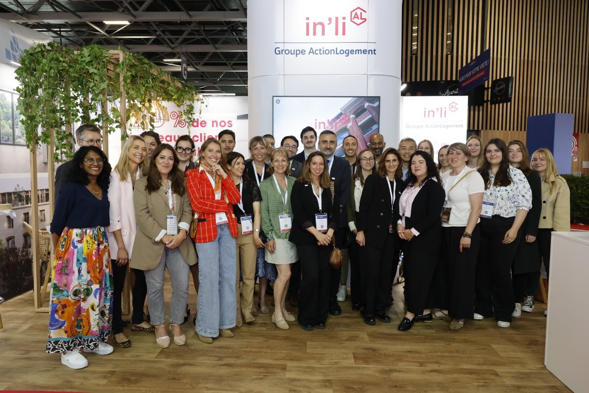 inli_officiel's tweet photo. 👏 Clap de fin pour le @salon_amif 2025

🤝 Merci à tous nos partenaires pour la qualité de nos échanges &amp; les beaux projets signés sur le stand in’li.

🎖️ Merci à toutes les équipes in’li pour leur travail &amp; leur mobilisation pour faire de cet évènement une réussite collective ! https://t.co/QqVwvEtmlk
