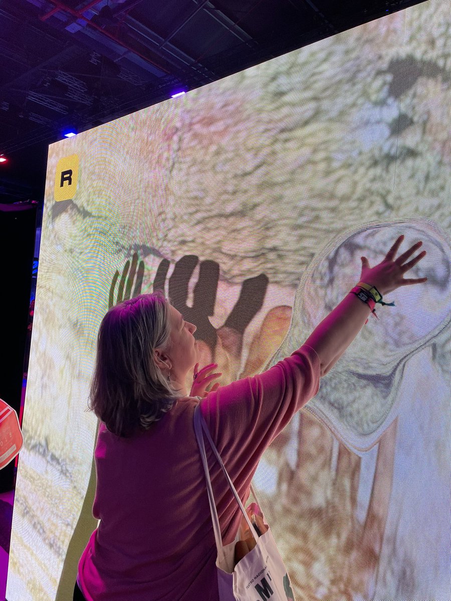 Art fun <a href="/NFCsummit/">NFC SUMMIT - LISBON - JUNE 4-6 2025</a> with <a href="/100collectors/">100 collectors</a> &amp; ever inspiring <a href="/vhils1/">Vhils</a> 💜