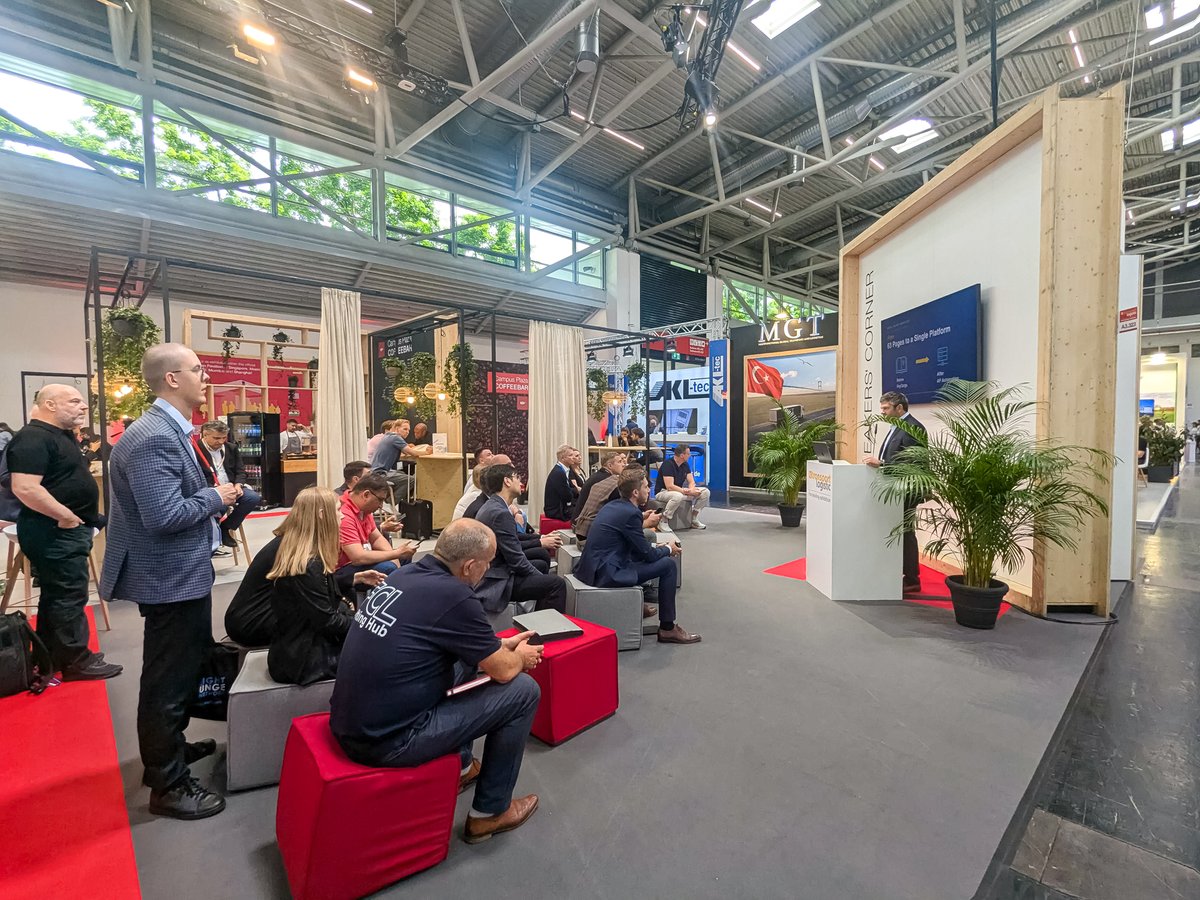 PayCargo tweet media