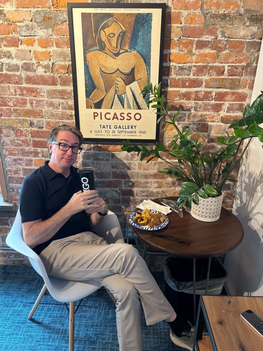 Another Origo Day in the books ✅ Today we all stepped away from our desks to enjoy some tasty Filipino food for lunch catered by Bonifacio! #OrigoDay #OfficeLife