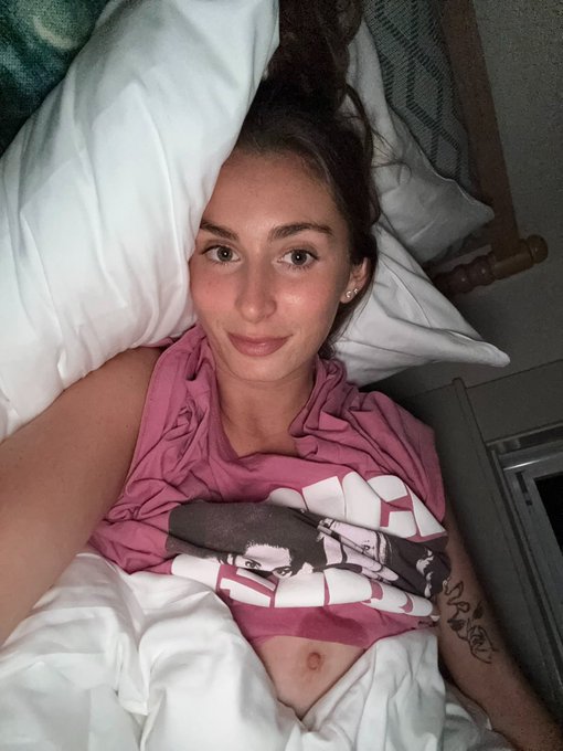 bored af rn https://t.co/CzGkejzopk