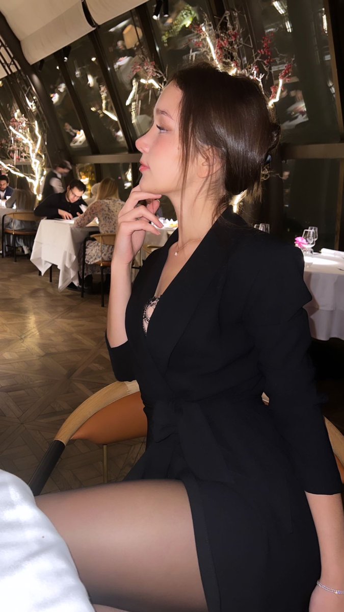 lissa__lin's tweet photo. 🌚 https://t.co/y8LguCyal7