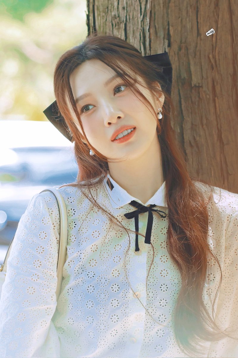 itaecmin's tweet photo. Your smile lights up my entire world. https://t.co/PFR6OfuEmp