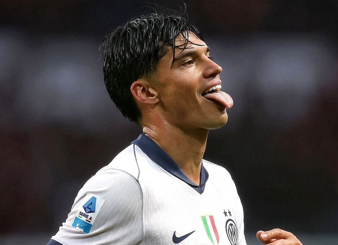 Fabrizio Romano (@fabrizioromano) on Twitter photo ⚪️⚫️🇧🇷 Joaquin ‘Tucu’ Correa, on the verge of joining Botafogo as free agent for FIFA Club World Cup.
Deal in place, as <a href="/MatteMoretto/">Matteo Moretto</a> reports. Just waiting on final details. ⚪️⚫️🇧🇷 Joaquin ‘Tucu’ Correa, on the verge of joining Botafogo as free agent for FIFA Club World Cup.
Deal in place, as <a href="/MatteMoretto/">Matteo Moretto</a> reports. Just waiting on final details.