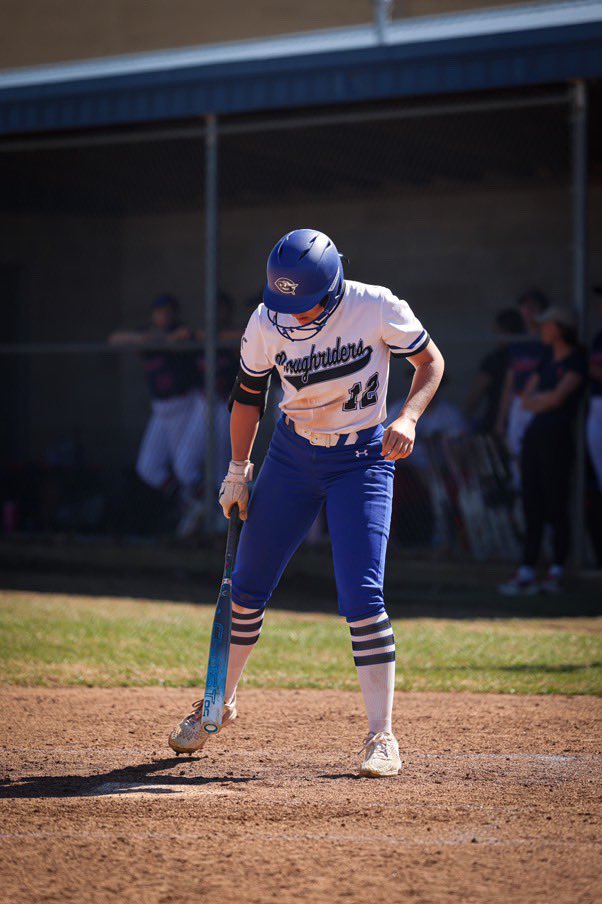 So blessed to have been apart of such an amazing team! Also grateful to have received Region XVI First team OF honors,  3rd team All-American and NFCA All-America Scholar Athlete honors!! <a href="/Futures918/">FFS 918</a> <a href="/CCRoughridersSB/">Crowder College Softball</a>