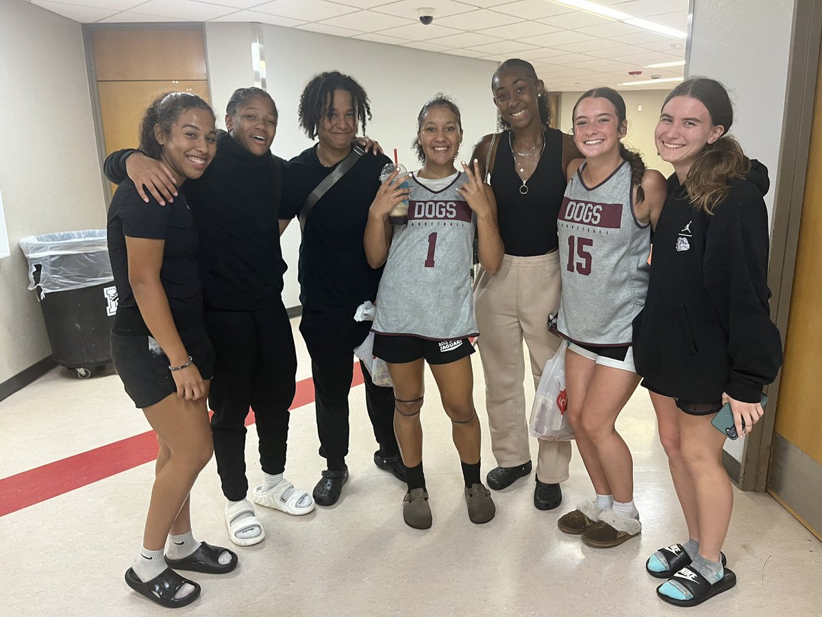 EMHSGirlsBB's tweet image. 🏀 Summer 2025 in Full Swing 🔥