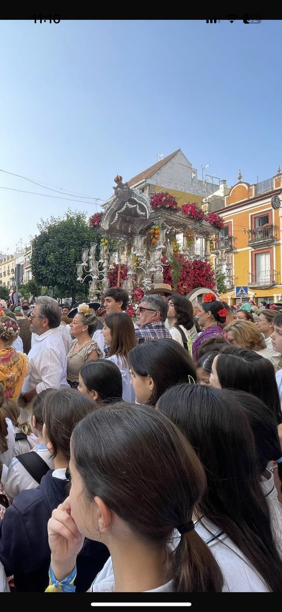 Como todos los años, nuestro cole acude a ver salir a las carretas de la Hermandad Rocio de Triana en su inicio del camino✨