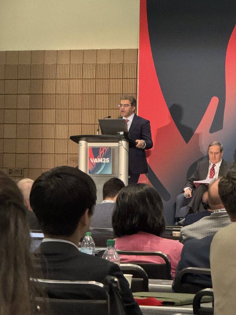mattsmeds's tweet photo. Should we be DEPARTMENTS of vascular surgery?  Compelling arguments by @FA_VascularMD at @VascularSVS #VAM25 https://t.co/9trrnVPVXO