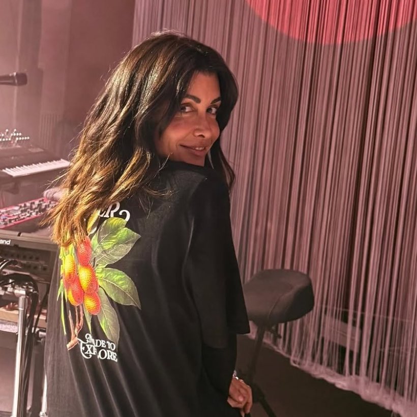 🔴 PÉTITION 

RT si tu veux que « Ça se pointe » et « Le bonheur me va au teint » soient ajoutés à la setlist du #JukeboxTour de <a href="/JeniferOfficiel/">Jenifer</a> !